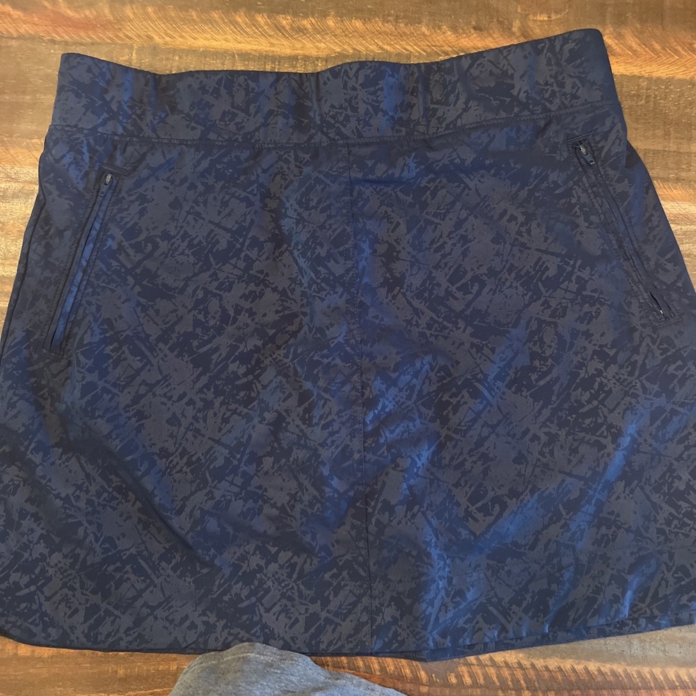 Orvis Dark Blue Printed 4 Pocket Athletic Tennis Hiking Skort Womens Size Large - Picture 10 of 12